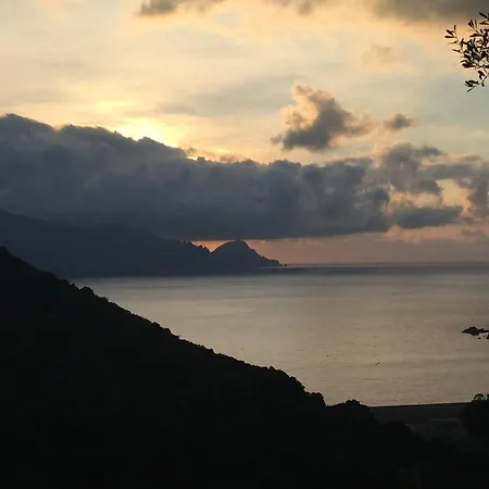 Le Charme Et L Authenticite Serriera (Corsica)